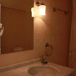 Mutlu Hotel