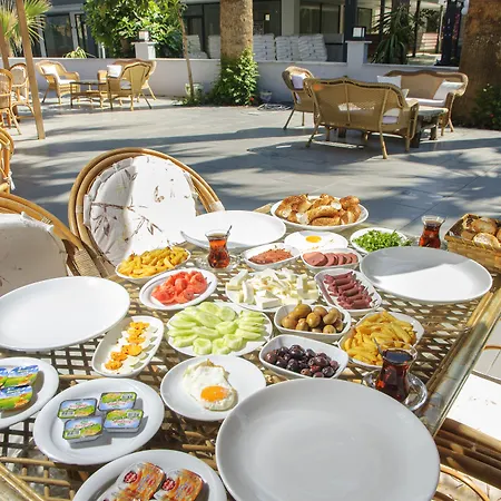 Mutlu Hotel apartamentowy